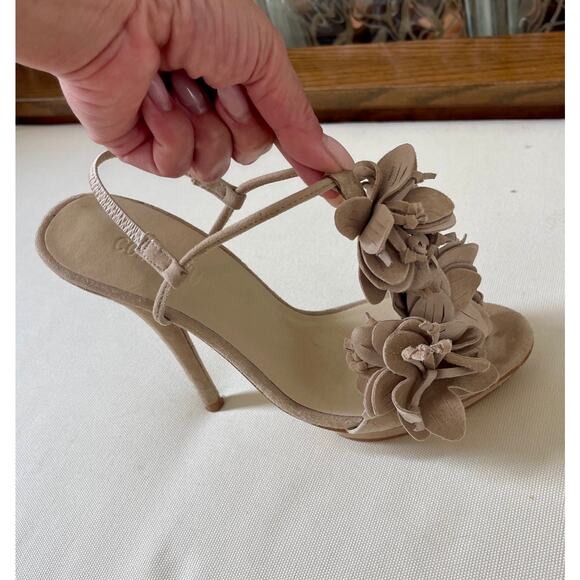Colin Stuart Beige Suede Flower Slingback Peep Toe Heels Pumps 7.5 - Picture 5 of 8